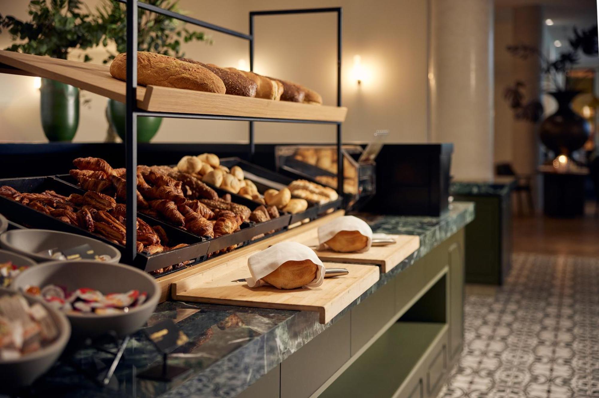 Van Der Valk Hotel Gent Экстерьер фото