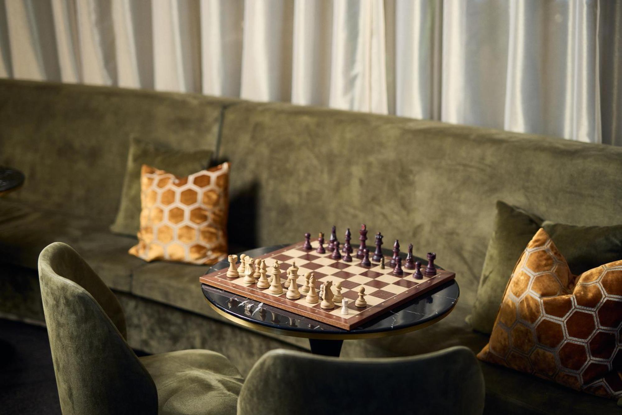 Van Der Valk Hotel Gent Экстерьер фото