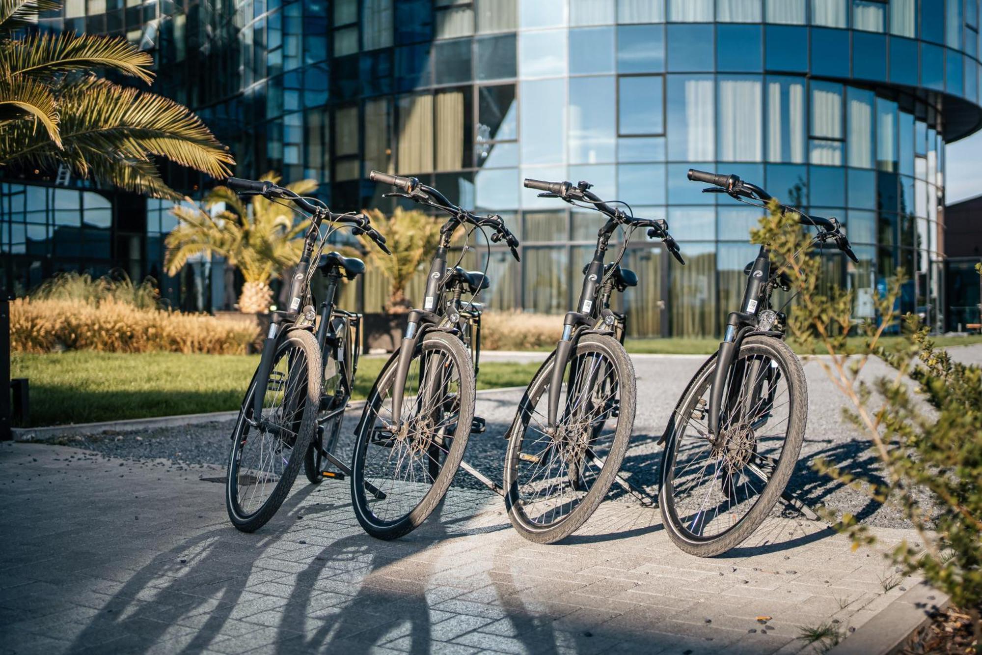 Van Der Valk Hotel Gent Экстерьер фото